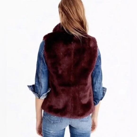 J.Crew Faux Fur Vest Burgundy Red Full Zip Size Small Fall Winter Style - Picture 2 of 6